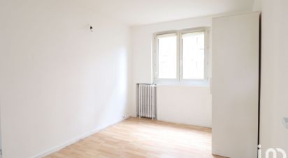 Appartement 5 pièces de 69 m² à Maisons-Alfort (94700)