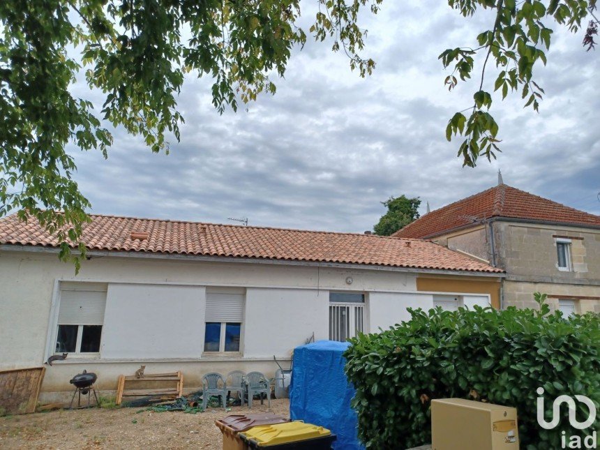 Building in Saint-Seurin-sur-l'Isle (33660) of 252 m²
