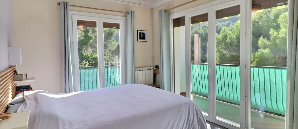 Apartment 4 rooms of 92 m² in Marseille (13009)