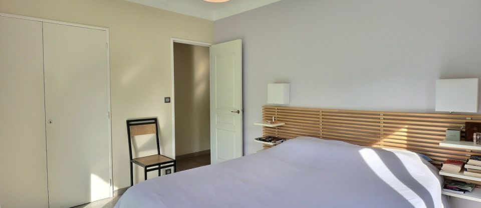 Apartment 4 rooms of 92 m² in Marseille (13009)