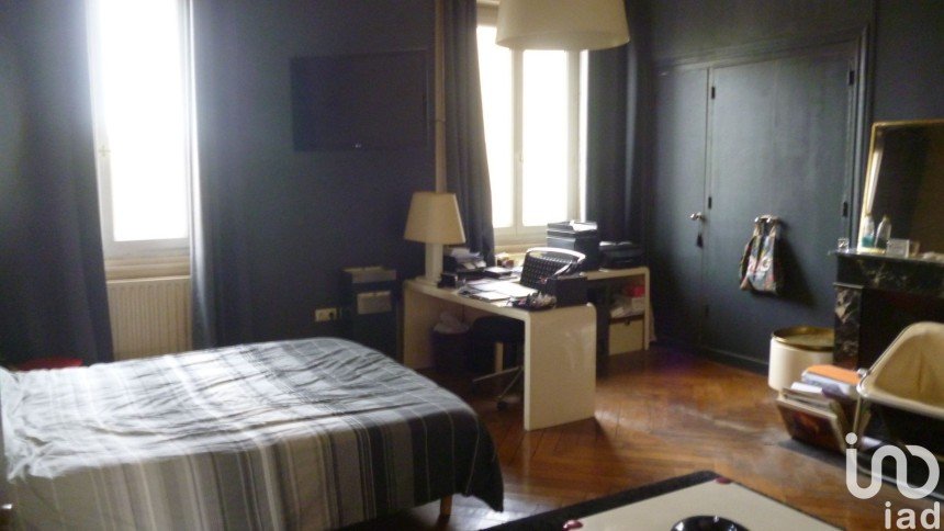 Appartement 3 pièces de 90 m² à Saint-Étienne (42000)