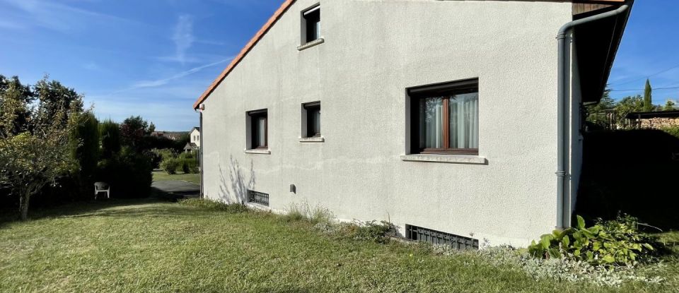 House 7 rooms of 154 m² in Mozac (63200)