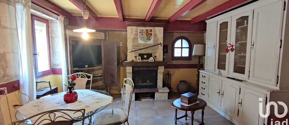House 6 rooms of 166 m² in Le Fleix (24130)