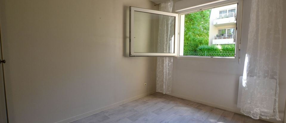 Appartement 3 pièces de 62 m² à L'Haÿ-les-Roses (94240)