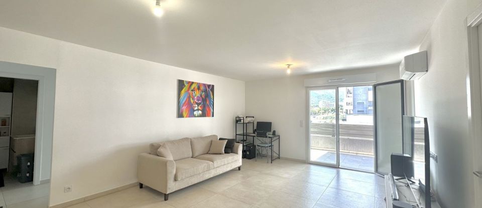 Appartement 4 pièces de 92 m² à Lucciana (20290)