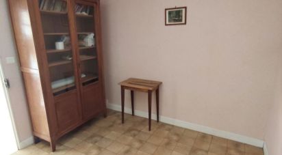 House 6 rooms of 121 m² in Nohant-Vic (36400)
