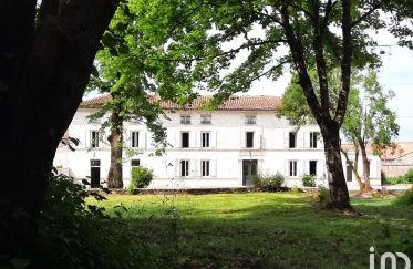House 8 rooms of 340 m² in Genté (16130)