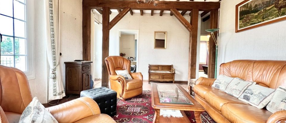 House 12 rooms of 231 m² in Saint-Cyr-sous-Dourdan (91410)