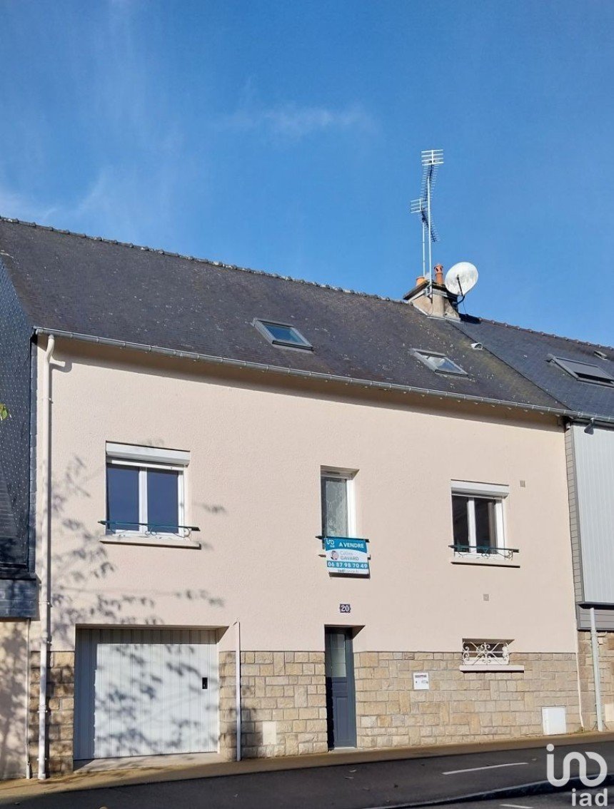 Maison 4 pièces de 142 m² à Fougères (35300)