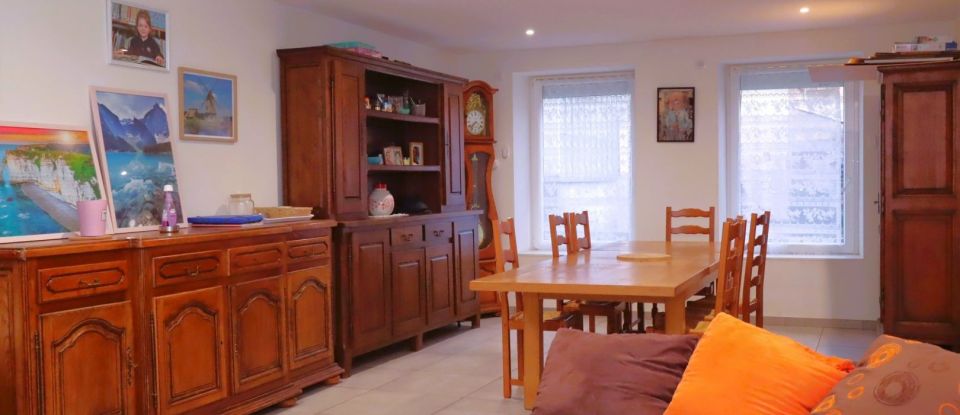 House 7 rooms of 256 m² in Saint-Loup-sur-Semouse (70800)