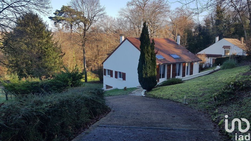 Maison 6 pièces de 147 m² à Le Coudray-Montceaux (91830)