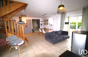 Maison 4 pièces de 95 m² à Inzinzac-Lochrist (56650)