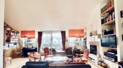 Apartment 5 rooms of 143 m² in Issy-les-Moulineaux (92130)