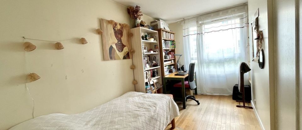 Appartement 5 pièces de 143 m² à Issy-les-Moulineaux (92130)