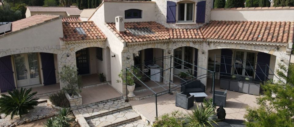 Maison 7 pièces de 220 m² à Béziers (34500)