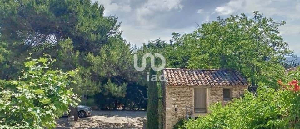 Maison 17 pièces de 395 m² à Cabrières-d'Avignon (84220)
