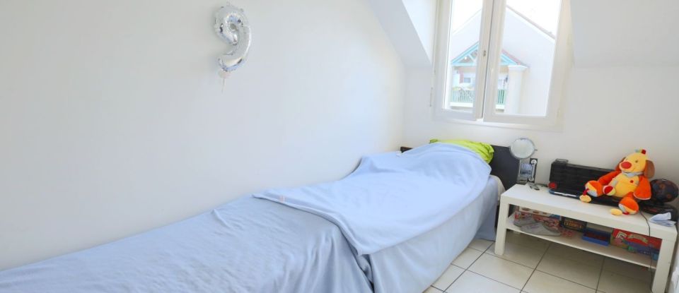 Apartment 2 rooms of 35 m² in Brie-Comte-Robert (77170)