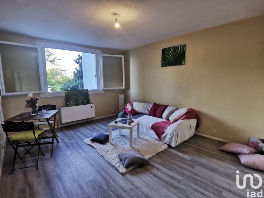 Appartement 2 pièces de 54 m² à Bruges (33520)