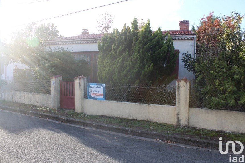 House 4 rooms of 75 m² in Saintes (17100)