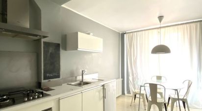 Appartement 4 pièces de 70 m² à Avignon (84000)