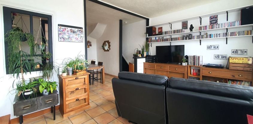 House 5 rooms of 91 m² in Longueau (80330)
