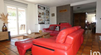 House 6 rooms of 150 m² in Frugerès-les-Mines (43250)