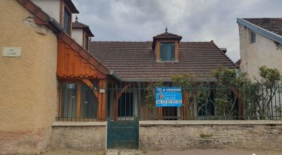 Maison de village 4 pièces de 109 m² à Gigny (89160)