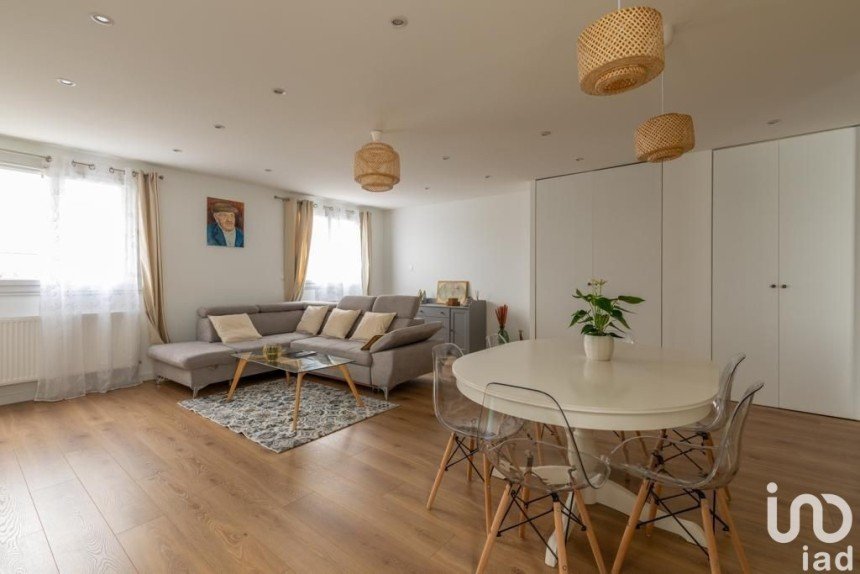 Appartement 5 pièces de 93 m² à Nantes (44300)