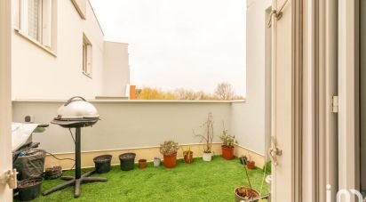 Apartment 5 rooms of 93 m² in Nantes (44300)