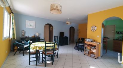House 4 rooms of 81 m² in Le Barcarès (66420)