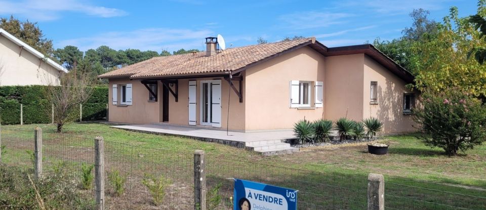 House 4 rooms of 85 m² in Sanguinet (40460)