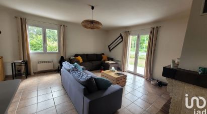 House 4 rooms of 85 m² in Sanguinet (40460)