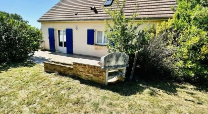 House 6 rooms of 125 m² in Fontaine-la-Guyon (28190)