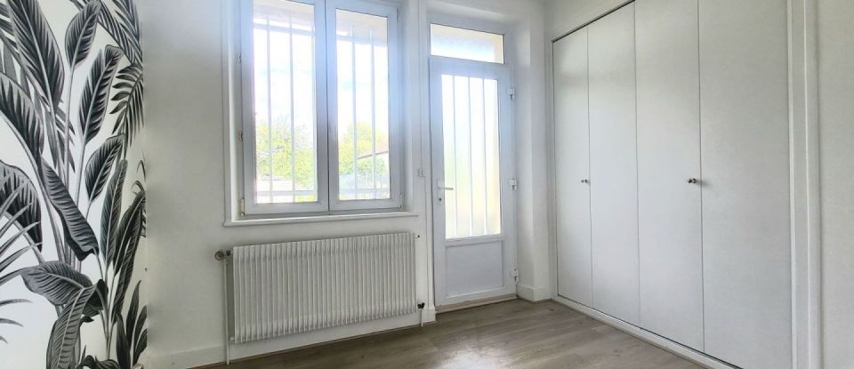 Building in Villers-Semeuse (08000) of 140 m²