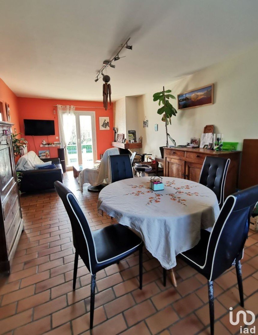 Maison 7 pièces de 160 m² à Niort (79000)