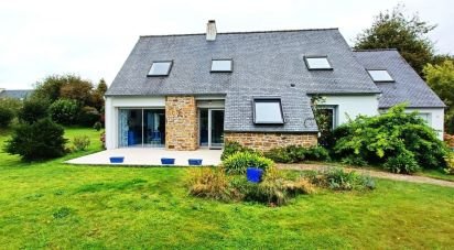 House 6 rooms of 130 m² in Lannion (22300)