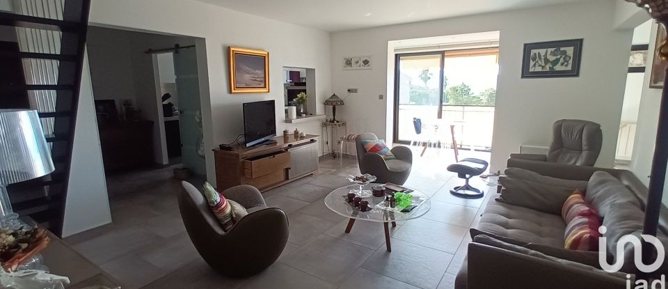 Appartement 4 pièces de 103 m² à Saint-Florent (20217)