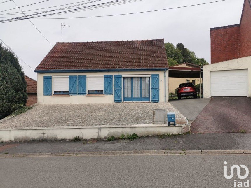 House 6 rooms of 95 m² in Bruay-la-Buissière (62700)