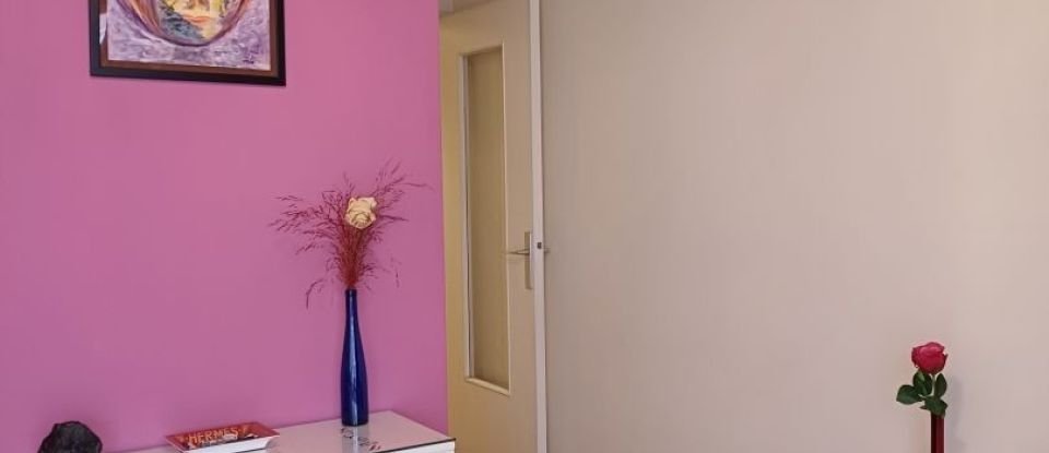 Apartment 1 room of 24 m² in Paris (75011)