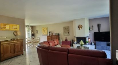 House 7 rooms of 155 m² in Nantes (44300)