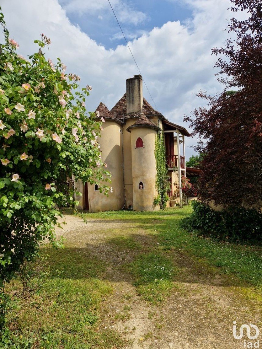 House 11 rooms of 690 m² in Bergerac (24100)