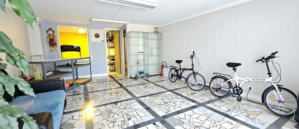 Appartement 5 pièces de 176 m² à Vence (06140)