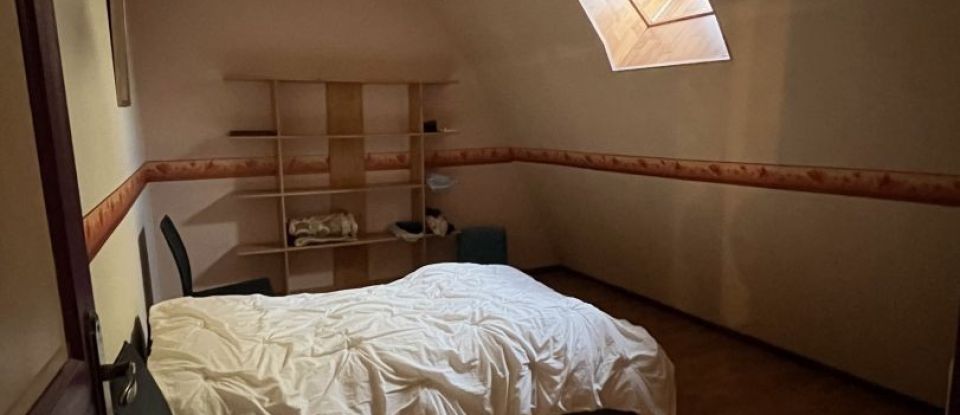 House 6 rooms of 151 m² in Montlay-en-Auxois (21210)