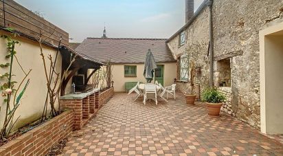 House 6 rooms of 194 m² in Montigny-Lencoup (77520)