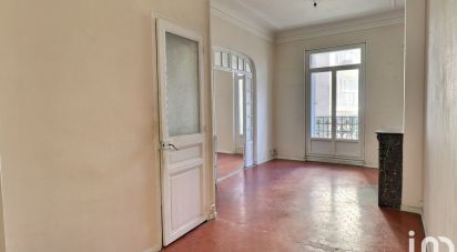 Appartement 3 pièces de 73 m² à Marseille (13007)