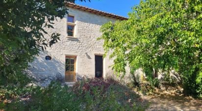 House 4 rooms of 185 m² in Aramon (30390)