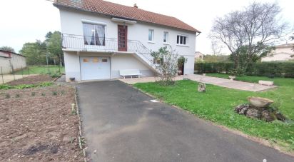House 6 rooms of 117 m² in Nieuil-l'Espoir (86340)