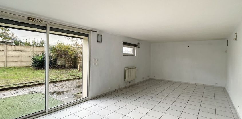 House 10 rooms of 175 m² in La Lande-de-Fronsac (33240)