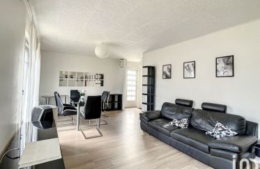 Maison 10 pièces de 175 m² à La Lande-de-Fronsac (33240)