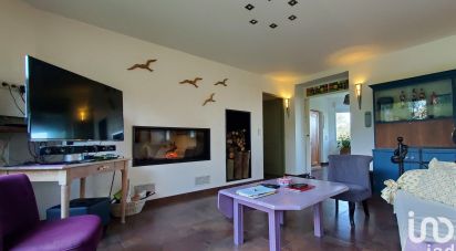House 6 rooms of 215 m² in Cramont (80370)